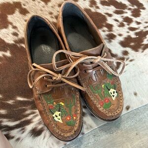 Roper women’s leather boat shoes